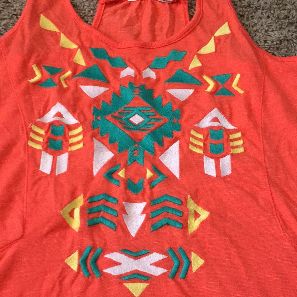 Tank top - Picture 2 of 5